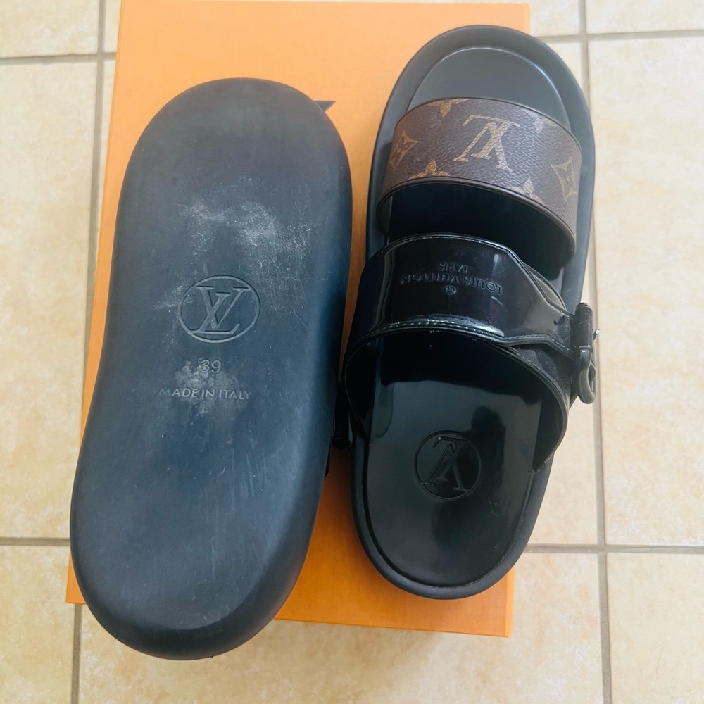 Louis Vuitton Black and Brown Sandals - Picture 2 of 8